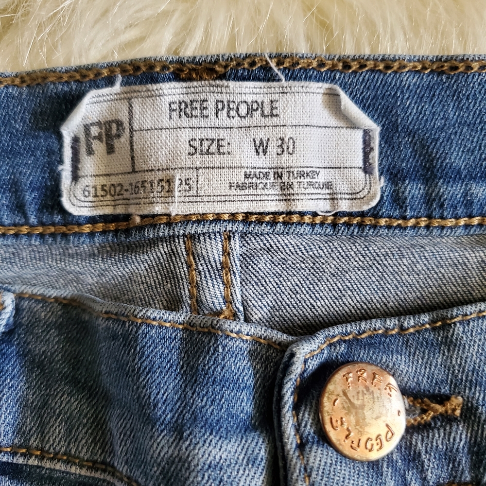 Free People Great Heights Frayed Hem Distressed Skinny Jeans Size 30 - Picture 12 of 16